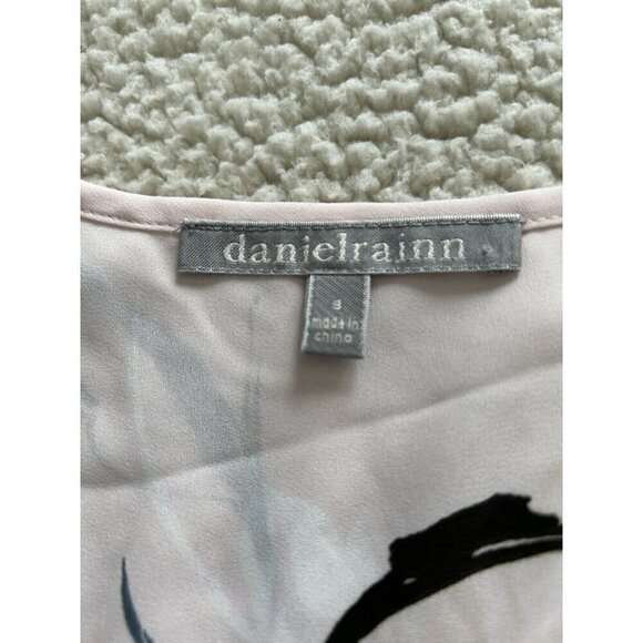 Daniel Rainn Light Pink Floral Print Short Flutter Sleeve V-Neck Blouse Top Sz S - Picture 4 of 7